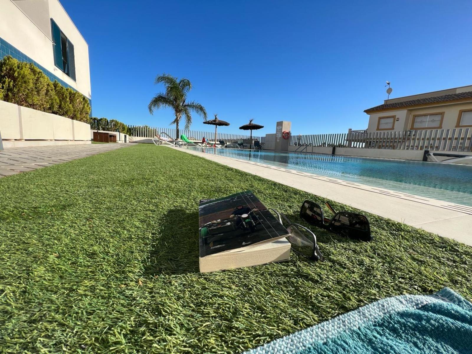 Palmview Poolside Heaven In Turquesa Del Mar Apartment Orihuela Exterior foto